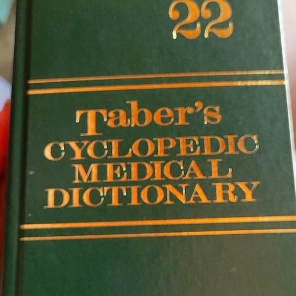 Cyclopedic Medical Dictionary  Taber's - Picture 1 of 4